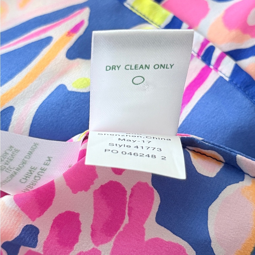 Lilly Pulitzer Elsa Silk Blouse Catch and Release Size Small Cape COD - Picture 8 of 9